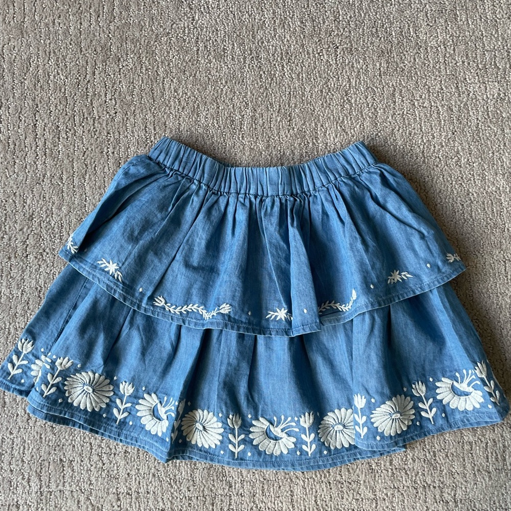 J. Crew Kids Chambray Tiered Skirt with White Floral Embroidery, Sz M (8) NWT